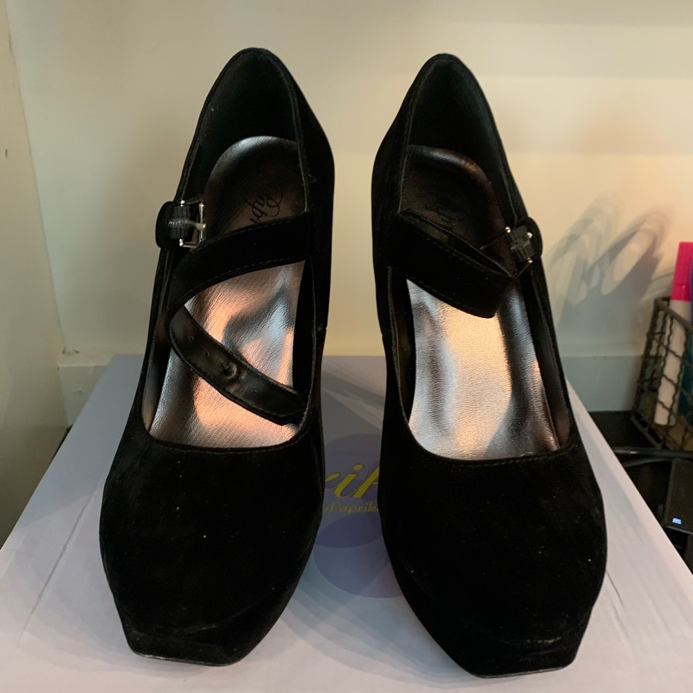 Used heels for sale